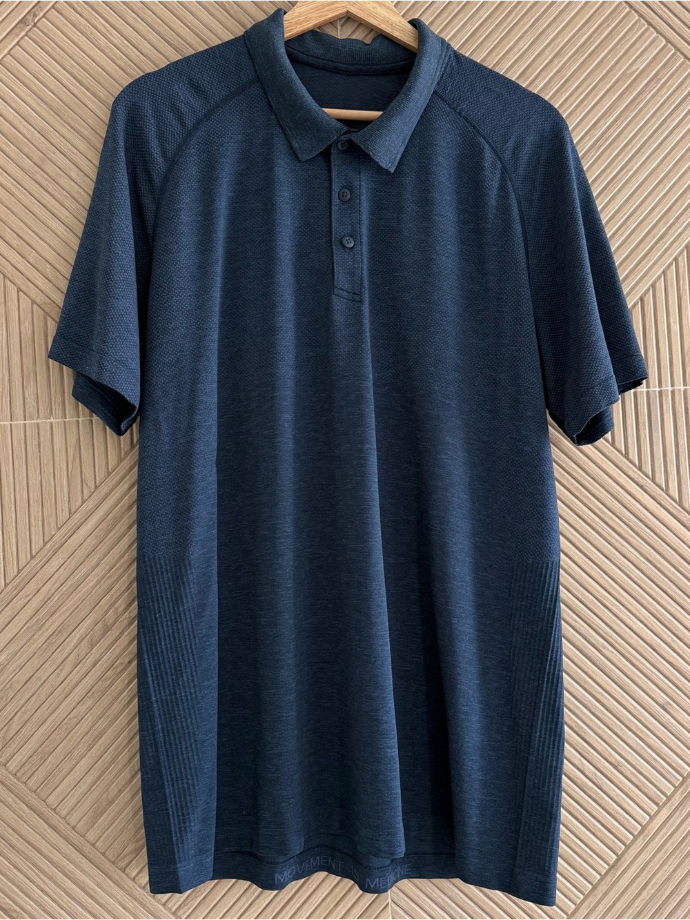 Men’s XL Lululemon navy stretch polo shirt